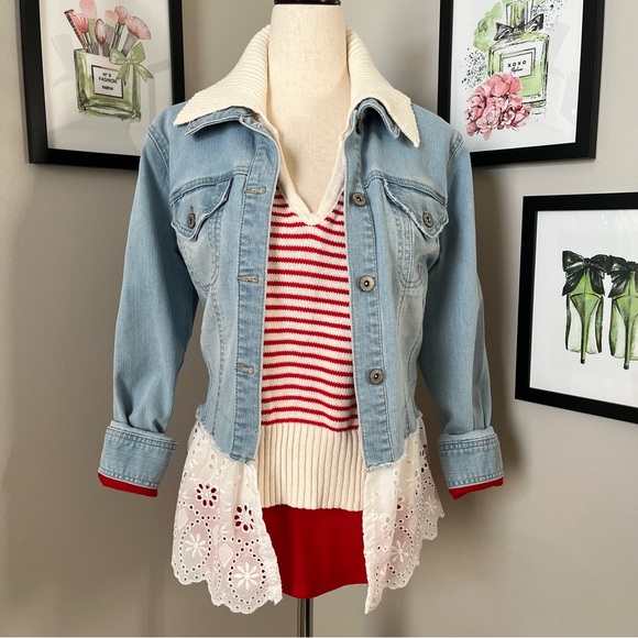 St. John Sweaters - 📍 NWT. Classic Collared V Neck Sweater Vest